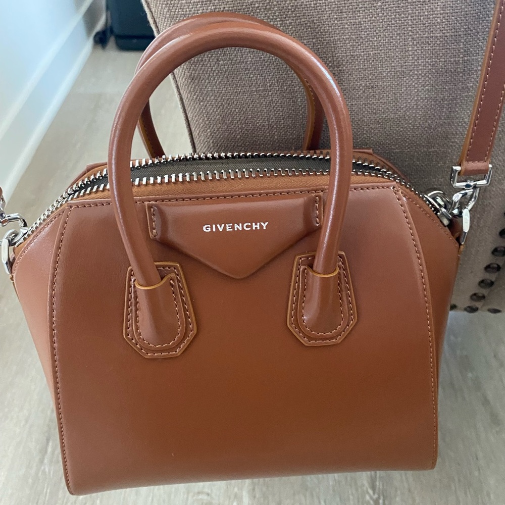 Givenchy Tan Mini Antigona Bag Structured Elegance - Picture 2 of 9